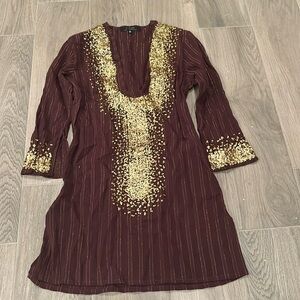T-Bags Los Angeles Women’s Maroon Long Sleeve With Gold Sequence Size S
